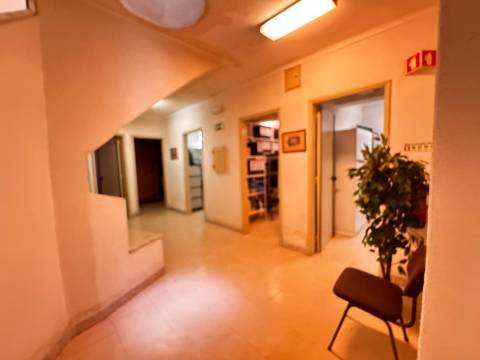 Moradia ,Bairro Salgado,Setubal