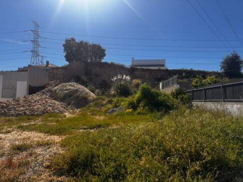 Lote ,Quinta da Serralheira ,Setubal