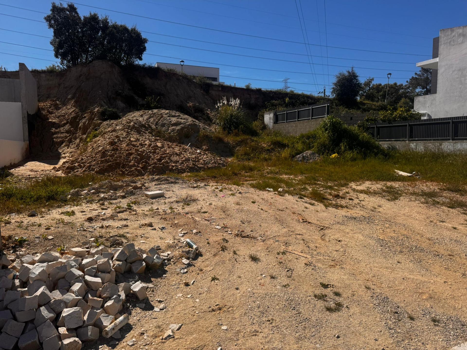 Lote ,Quinta da Serralheira ,Setubal