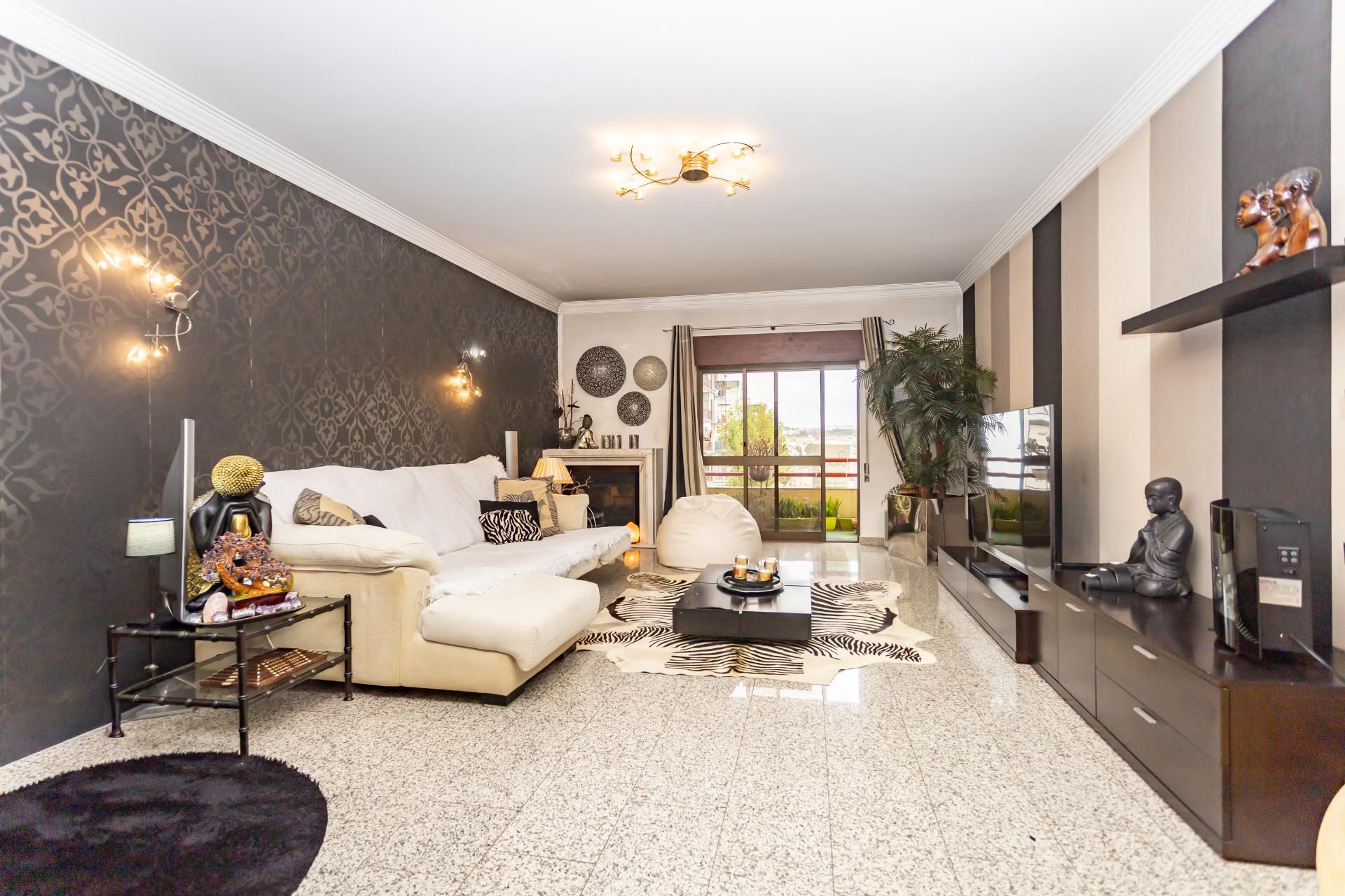 Apartamento T4 ,Bairro do Liceu , Setúbal