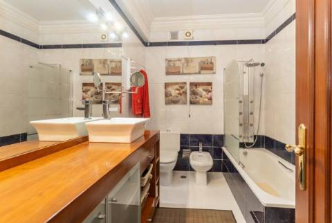 Apartamento T4 ,Bairro do Liceu , Setúbal