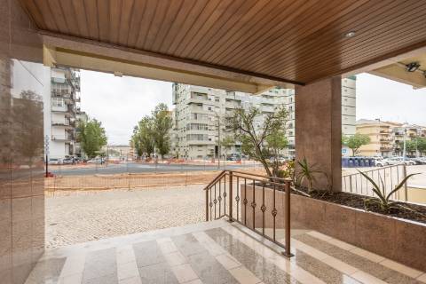 Apartamento T4 ,Bairro do Liceu , Setúbal