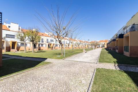 Moradia T3, Bairro Gouveia, Alhos Vedros