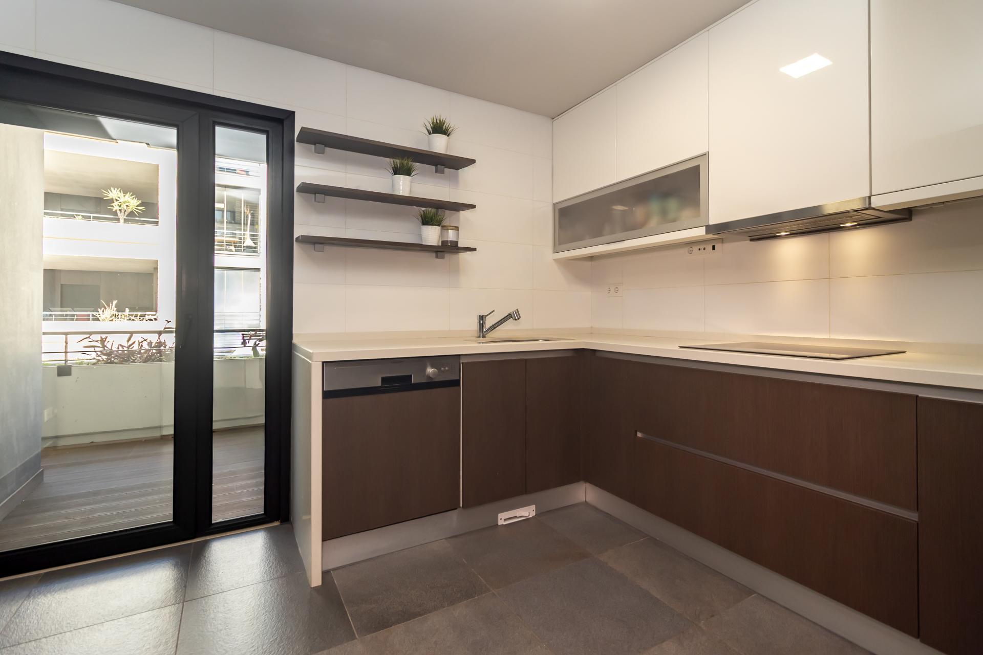 Apartamento T3, C/parqueamento ,Condominio Terrazzo, Setúbal.