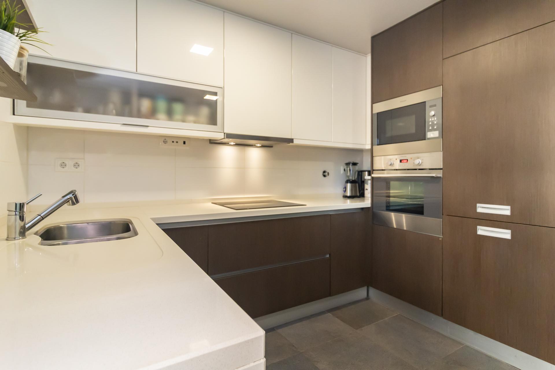 Apartamento T3, C/parqueamento ,Condominio Terrazzo, Setúbal.