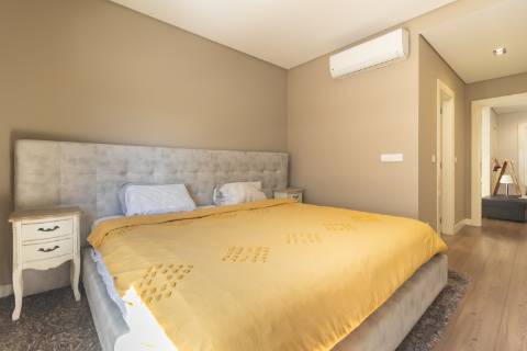 Apartamento T3, C/parqueamento ,Condominio Terrazzo, Setúbal.
