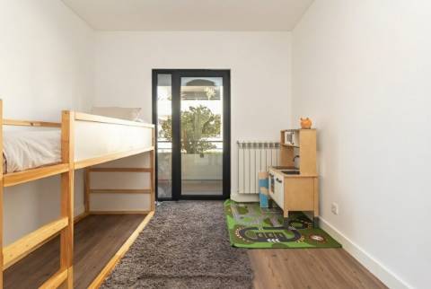 Apartamento T3, C/parqueamento ,Condominio Terrazzo, Setúbal.