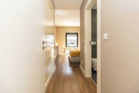Apartamento T3, C/parqueamento ,Condominio Terrazzo, Setúbal.