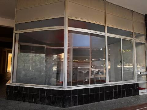 Loja ,Monte Belo ,Setubal