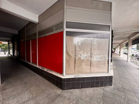 Loja ,Monte Belo ,Setubal