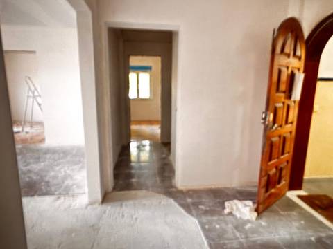 Apartamento T3, com terraço ,Bairro São Gabriel, Setúbal
