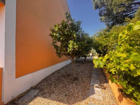 Moradia T4, Serralheira, Setúbal