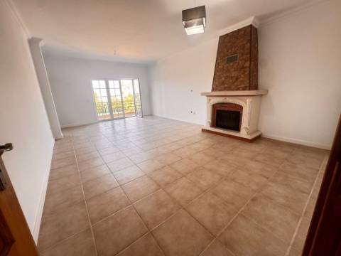 Moradia T4, Serralheira, Setúbal