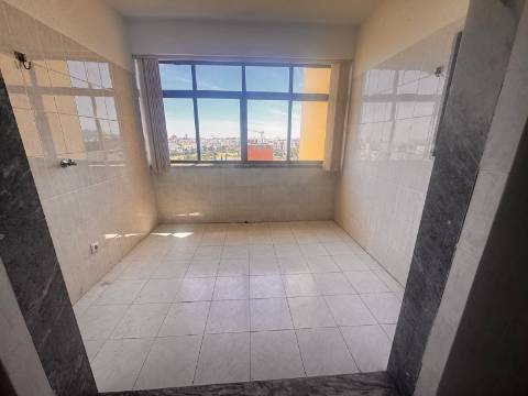 Apartamento t4 Monte Belo Norte ,Setúbal