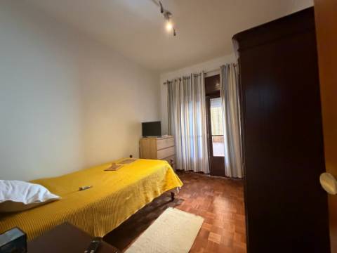 Apartamento T3, Tebaida, Setúbal