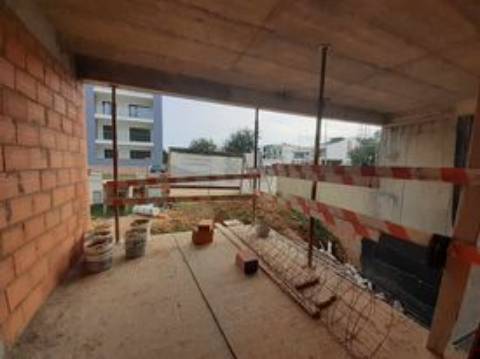 Excelente Moradia T3 com piscina em Setúbal.