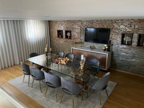 Fantástica moradia T4+1 na Herdade da Aroeira