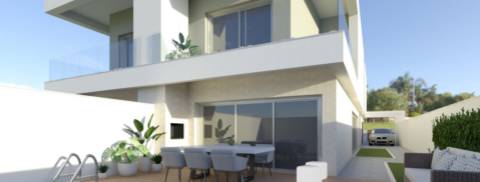 MORADIA T4 GEMINADA ARQUITETURA CONTEMPORÂNEA COM PISCINA - FERNÃO FERRO