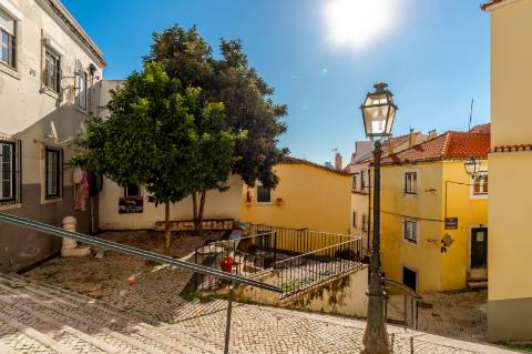 Predio 4 Apartamentos Alfama Lisboa