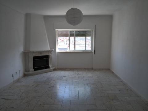 Apartamento T2 Agualva Cacem