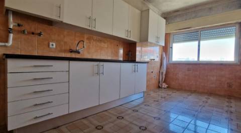 Apartamento T2 Agualva Cacem