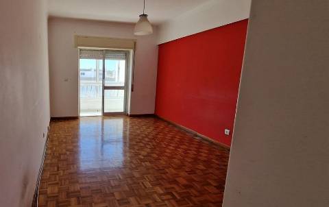Apartamento T2 Agualva Cacem