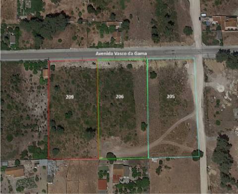 3 Lotes de Terreno Urbanizável