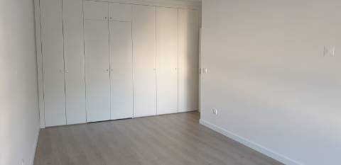 Apartamento T1 Sta Marta Corroios Corroios