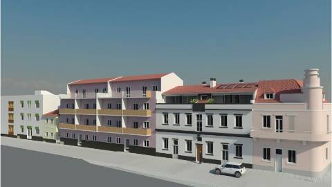 Prédio na Costa de Caparica