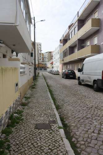 Prédio na Costa de Caparica