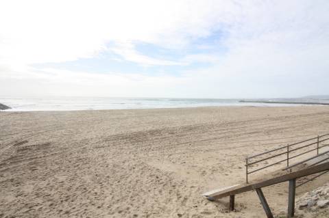 Prédio na Costa de Caparica