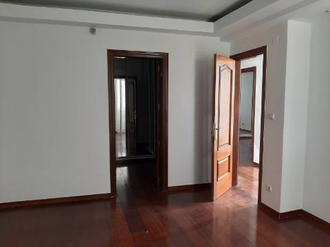 Moradia T4 Foros da Amora