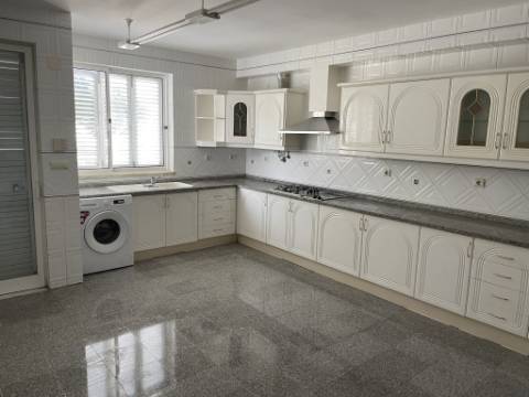 Moradia T4 Foros da Amora