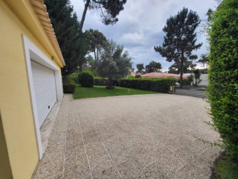 Moradia Isolada Térrea T4 Piscina Herdade da Aroeira Almada