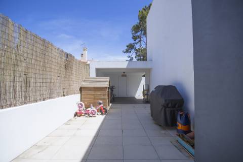 Excelente Moradia T4 - Aroeira