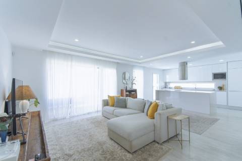 Excelente Moradia T4 - Aroeira