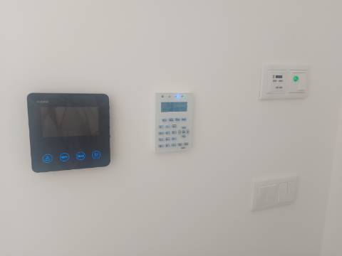 MORADIA T3 GEMINADA TÉRREA, COM GARAGEM E PISCINA - AZEITÃO