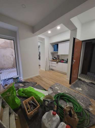 Apartamento T2 C Logradouro 10 m2 Benfica