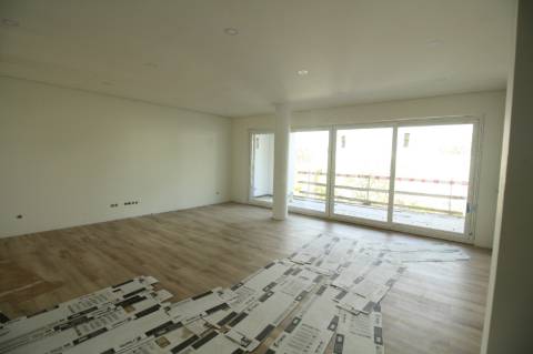 Apartamento T3 Novo Cova da Piedade