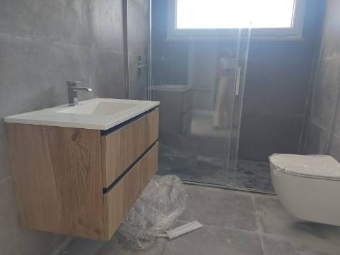 MORADIA T3 GEMINADA COM PISCINA - QUINTA DO ANJO