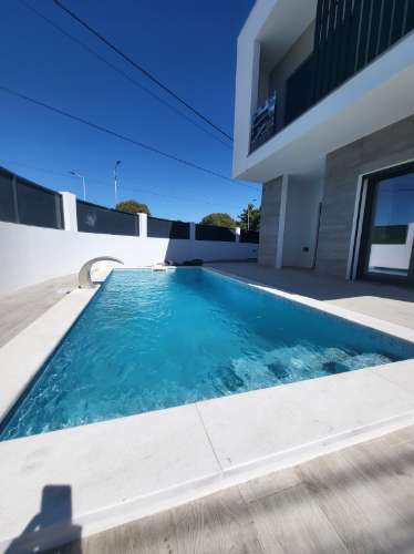 Moradia T4 Redondos C/ Piscina