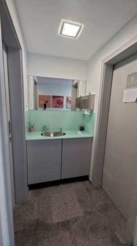 Clinica 10 salas 198m2