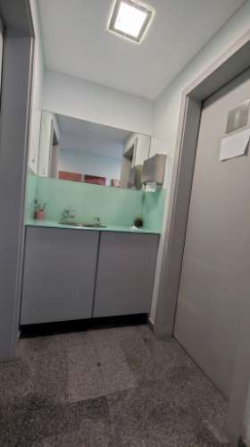 Clinica 10 salas 198m2