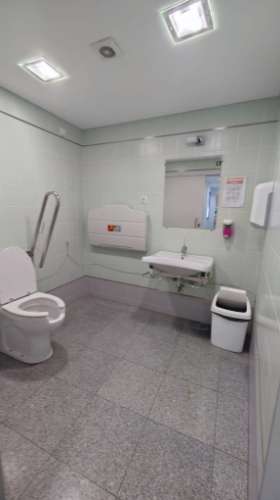 Clinica 10 salas 198m2