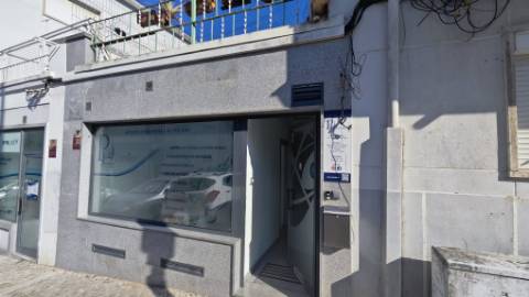 Clinica 10 salas 198m2