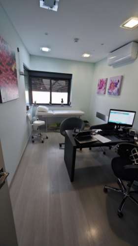 Clinica 10 salas 198m2