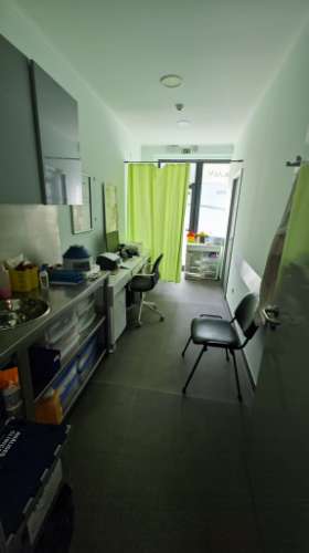 Clinica 10 salas 198m2