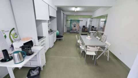 Clinica 10 salas 198m2