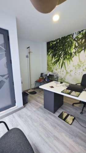 Clinica 10 salas 198m2