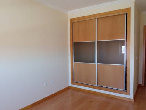 Apartamento T3 C Parqueamento Barreiro